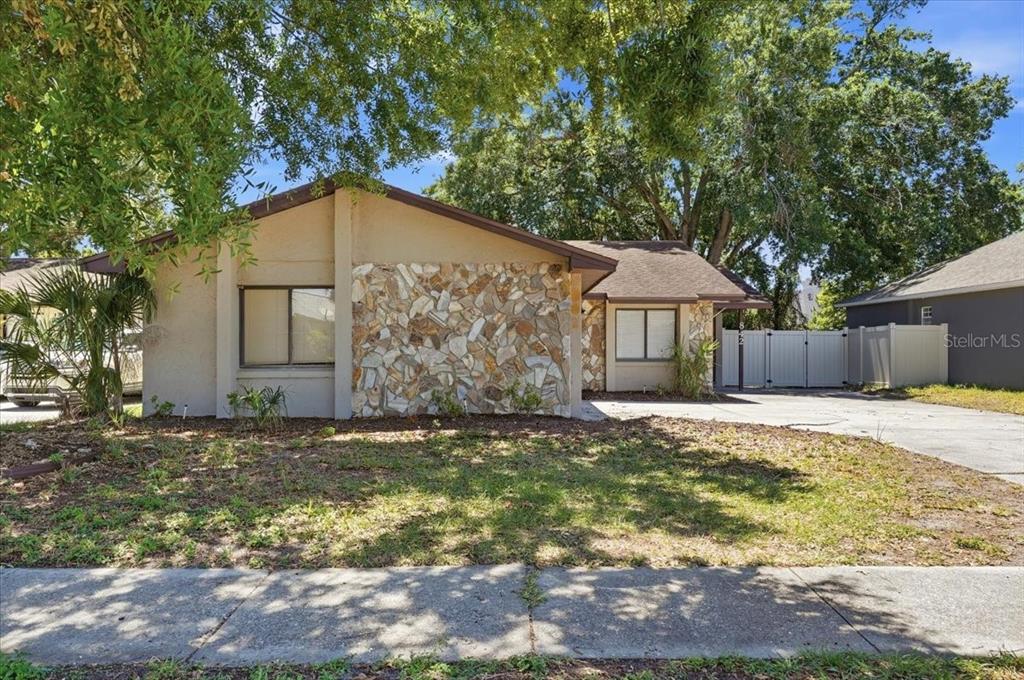 842 Rockingham Rd - 842 Rockingham Rd, Lakeland, FL 33809 Luxury Property | Jose Angel Pina