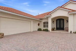 523 Greenway Dr, Lake Wales, FL 33898 - Photo 3