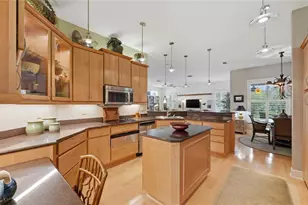 523 Greenway Dr, Lake Wales, FL 33898 - Photo 3