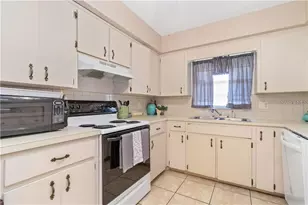 709 Mikasuki Dr, Lakeland, FL 33813 - Photo 7