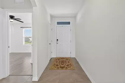 2658 Grandbury Grove Road, Lakeland, FL 33811 - Photo 3