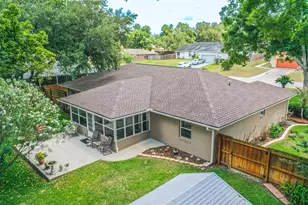 744 Cedar Knoll Dr N, Lakeland, FL 33809 - Photo 29