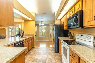 744 Cedar Knoll Dr N, Lakeland, FL 33809 - Photo 5