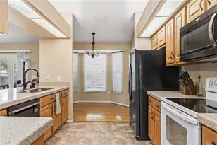744 Cedar Knoll Dr N, Lakeland, FL 33809 - Photo 9