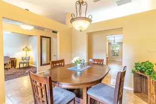 744 Cedar Knoll Dr N, Lakeland, FL 33809 - Photo 3
