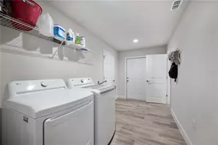 1308 Glenford Ln, Lakeland, FL 33813 - Photo 31