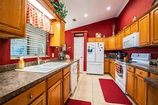 303 9th St NE, Fort Meade, FL 33841 - Photo 11