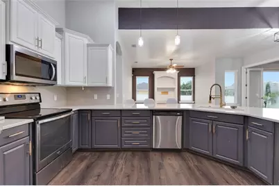 2687 Brookside Bluff Loop, Lakeland, FL 33813 - Photo 9