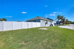 2687 Brookside Bluff Loop, Lakeland, FL 33813 - Photo 31