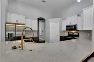 2687 Brookside Bluff Loop, Lakeland, FL 33813 - Photo 11