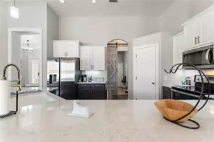 2687 Brookside Bluff Loop, Lakeland, FL 33813 - Photo 9