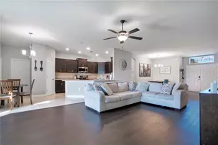 4047 Shearwater St, Lakeland, FL 33811 - Photo 9
