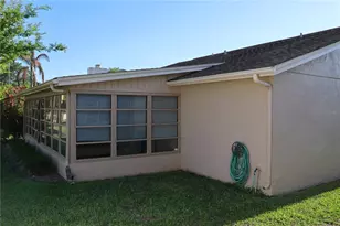 3971 Cypress Landing W, Winter Haven, FL 33884 - Photo 9