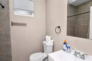 1128 Stella Ave N, Lakeland, FL 33805 - Photo 13