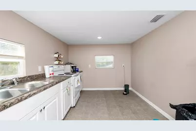 1128 Stella Avenue N, Lakeland, FL 33805 - Photo 7