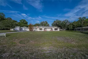 5905 Whispering Pines Rd, Lakeland, FL 33811 - Photo 3