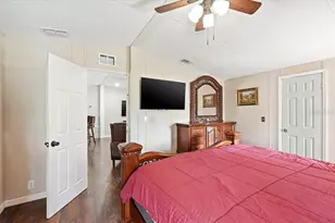1020 98 W, Frostproof, FL 33843 - Photo 25
