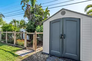 1443 Eastfield Dr, Clearwater, FL 33764 - Photo 37