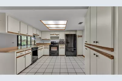 4669 Highlands Place Drive, Lakeland, FL 33813 - Photo 9
