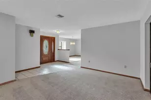 4669 Highlands Pl Dr, Lakeland, FL 33813 - Photo 7