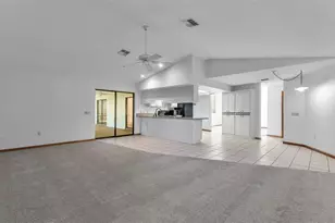 4669 Highlands Pl Dr, Lakeland, FL 33813 - Photo 17