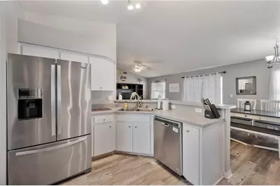 3318 Merlot Drive, Lakeland, FL 33811 - Photo 15