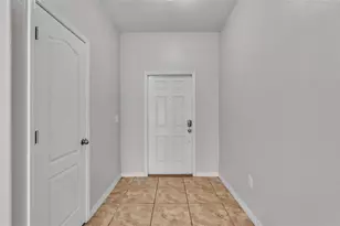 2622 Lantern Hill Ave, Brandon, FL 33511 - Photo 3