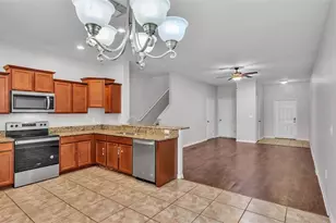 2622 Lantern Hill Ave, Brandon, FL 33511 - Photo 9