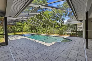 2800 Hammock Dr, Plant City, FL 33566 - Photo 3