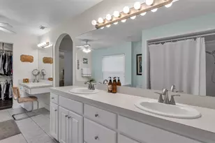 906 Crestview Dr, Auburndale, FL 33823 - Photo 29