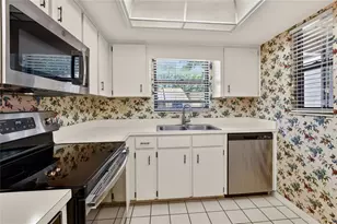 2025 Sylvester Rd, Lakeland, FL 33803 - Photo 17