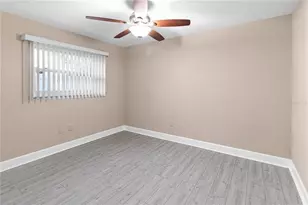 1929 Valencia Way, Clearwater, FL 33764 - Photo 23
