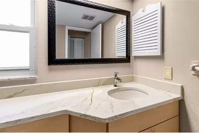 1929 Valencia Way, Clearwater, FL 33764 - Photo 47