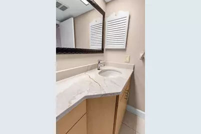 1929 Valencia Way, Clearwater, FL 33764 - Photo 45