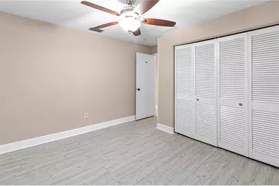 1929 Valencia Way, Clearwater, FL 33764 - Photo 31