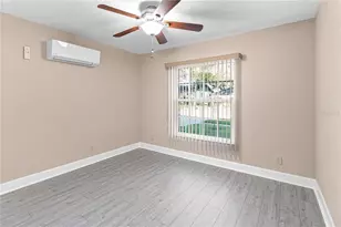 1929 Valencia Way, Clearwater, FL 33764 - Photo 13