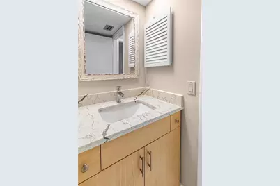 1929 Valencia Way, Clearwater, FL 33764 - Photo 29