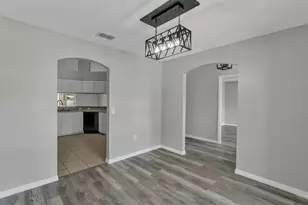 5284 English Dr, Lakeland, FL 33812 - Photo 5