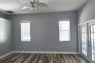 5352 Camberlea Ave, Zephyrhills, FL 33541 - Photo 15