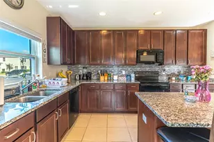 233 Primrose Dr, Davenport, FL 33837 - Photo 9