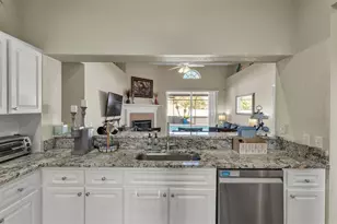 5285 English Dr, Lakeland, FL 33812 - Photo 9