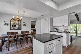 1021 Dolly Ln, Lakeland, FL 33813 - Photo 9