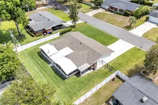 2633 Handley Blvd, Lakeland, FL 33803 - Photo 43