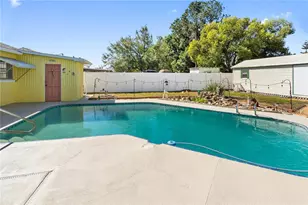 644 E Central Ave, Eagle Lake, FL 33839 - Photo 17