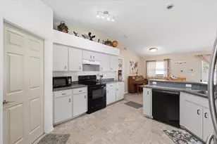 1838 Grey Fox Dr, Lakeland, FL 33810 - Photo 9