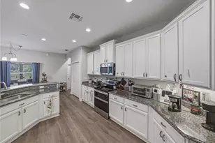 1444 Cypress View Ln, Lakeland, FL 33811 - Photo 5