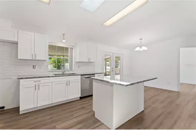486 Lindsey Drive, Lakeland, FL 33809 - Photo 3