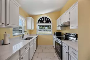 6347 Egret Dr, Lakeland, FL 33809 - Photo 3