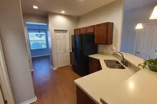 5730 Fischer Dr, Lakeland, FL 33812 - Photo 9