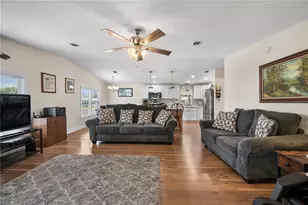 1502 Longbow Dr, Lakeland, FL 33810 - Photo 5